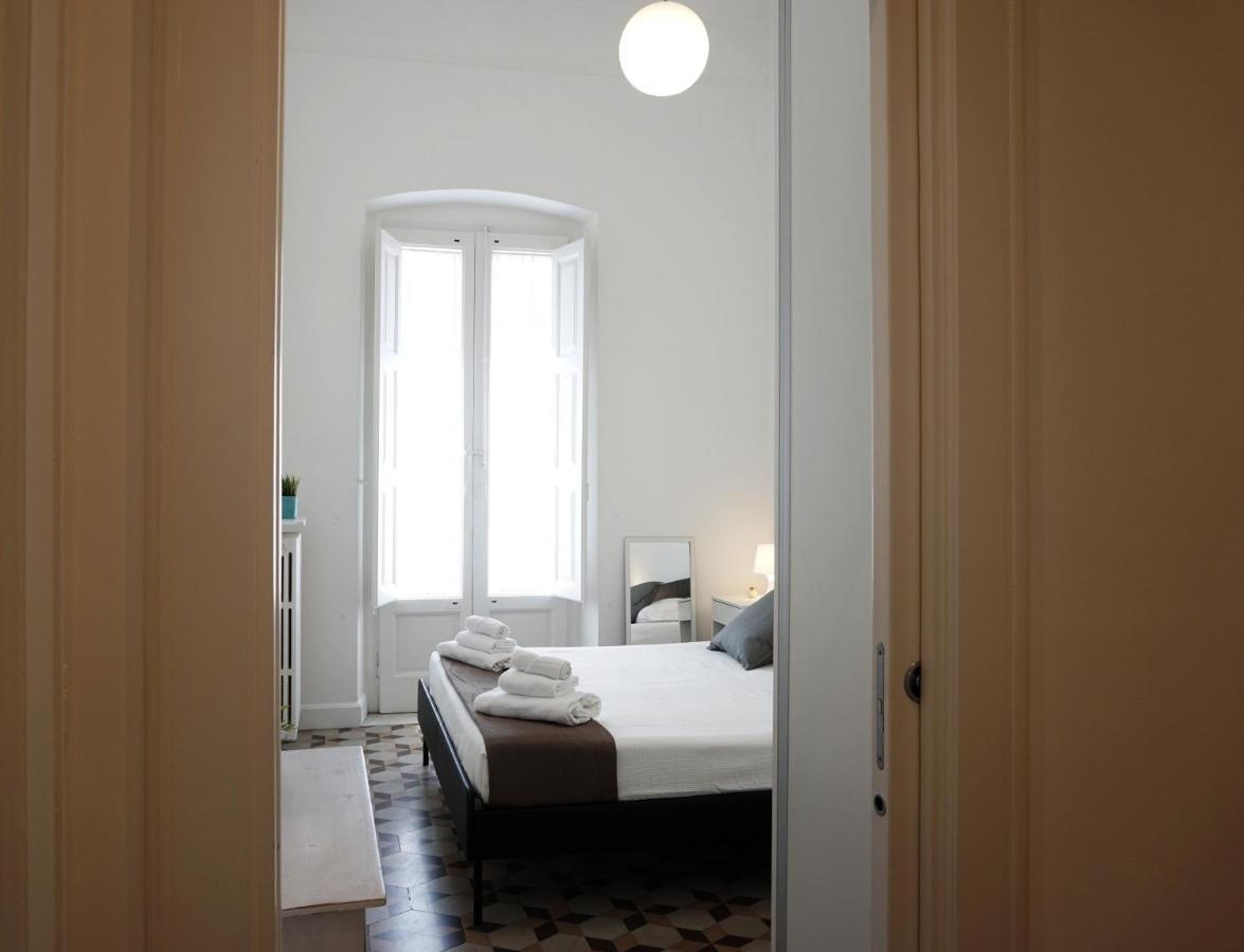 Vittorio Emanuele 71 Apartamento *